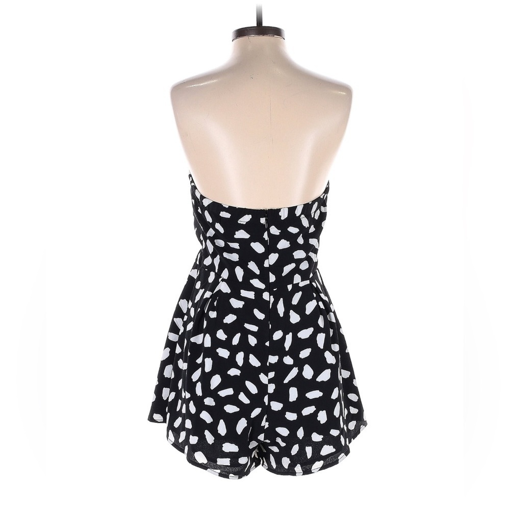 Lulu's Strapless Black and White Romper Size Medium - Picture 2 of 5